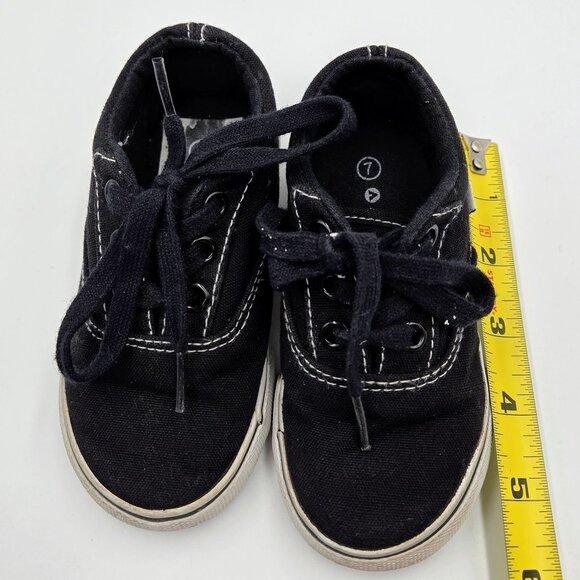 Airwalk Shoes Sneakers Rio Black White Canvas Youth Size 7 Lace Up Read - Picture 13 of 14
